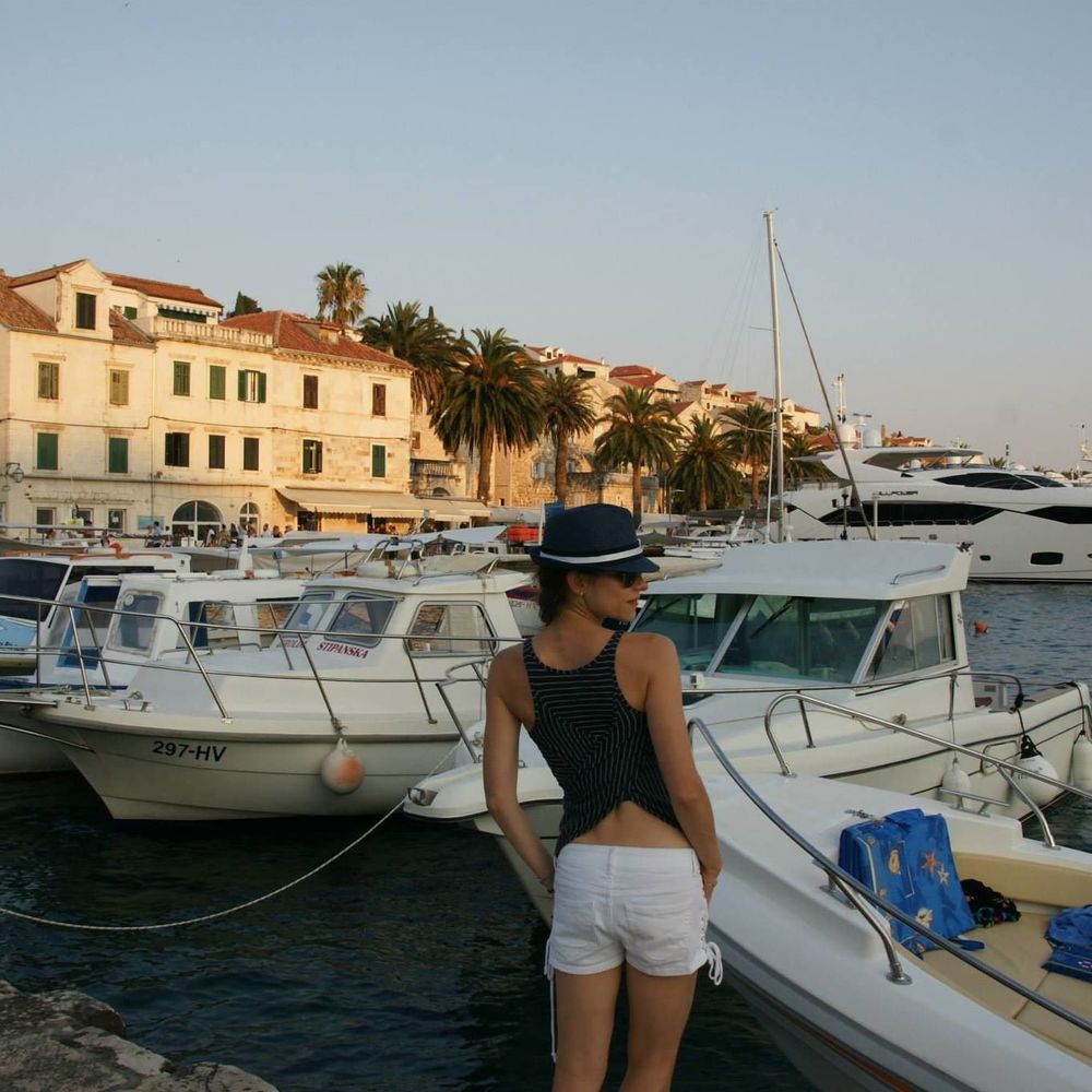 Meet your Posher, Irina